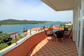 Отель Apartments Hari Tisno  Тисно